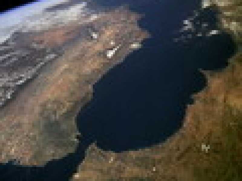 Lo stretto di Gibilterra (Wikimedia)