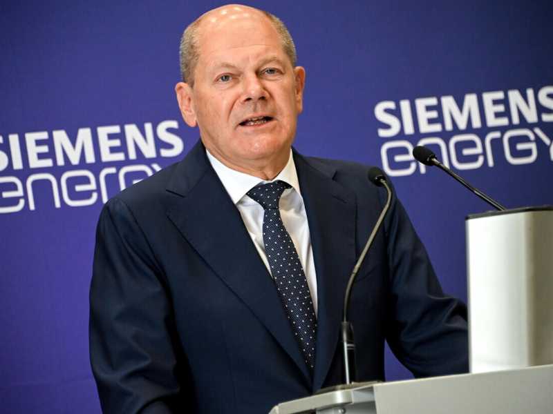 Scholz riapre al nucleare, tra gli allarmi economici e l’assillo della turbina