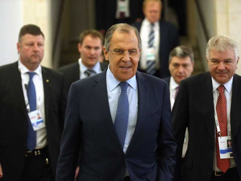 Sergei Lavrov arriva a un incontro di politica internazionale a Monaco, Germania, nel 2017 (Getty Images)