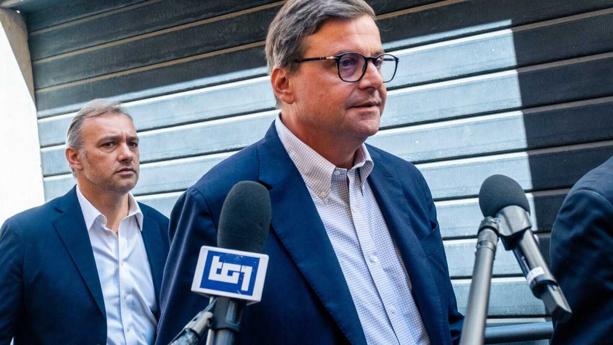 Immagine di Il buttafuori Calenda, contro la sua stessa alleanza