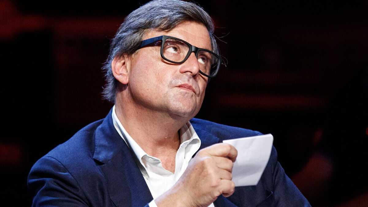 Immagine di Calenda trasforma il centrosinistra in un caso clinico: tutti scambiano Twitter per WhatsApp