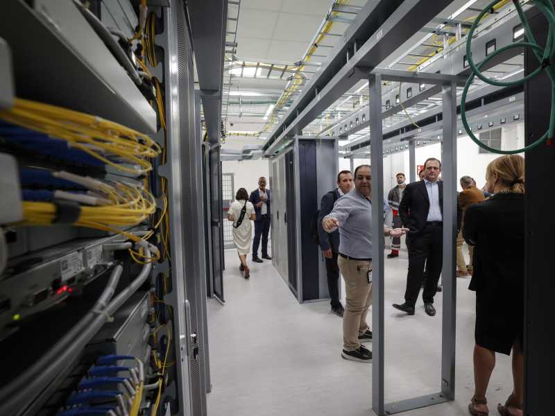 Telecomunicazioni modello Maduro. Una precisazione di FdI sulla rete unica