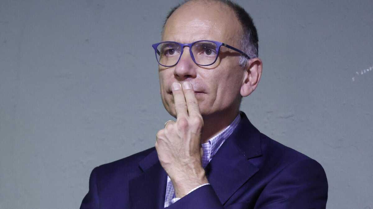 Immagine di Agenda Draghi, Instagram Calenda: consigli (non richiesti) a Letta per un campo largo social