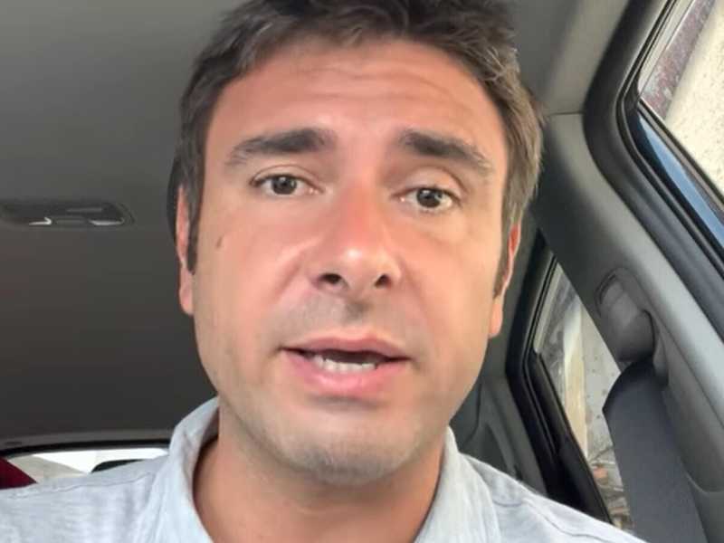 Da Dibba alle “mogli” ai narcisismi. L’avanspettacolo fa male agli elettori