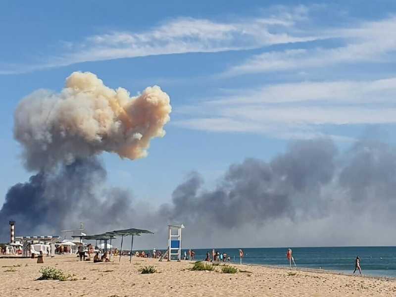 Russi in fuga dalla Crimea e da loro stessi