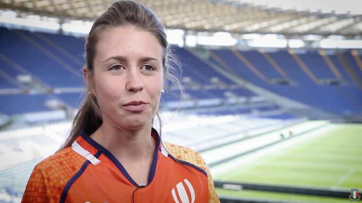 Immagine di “Gli uomini si arbitrano così”. Parla Maria Beatrice Benvenuti, fischietto del rugby