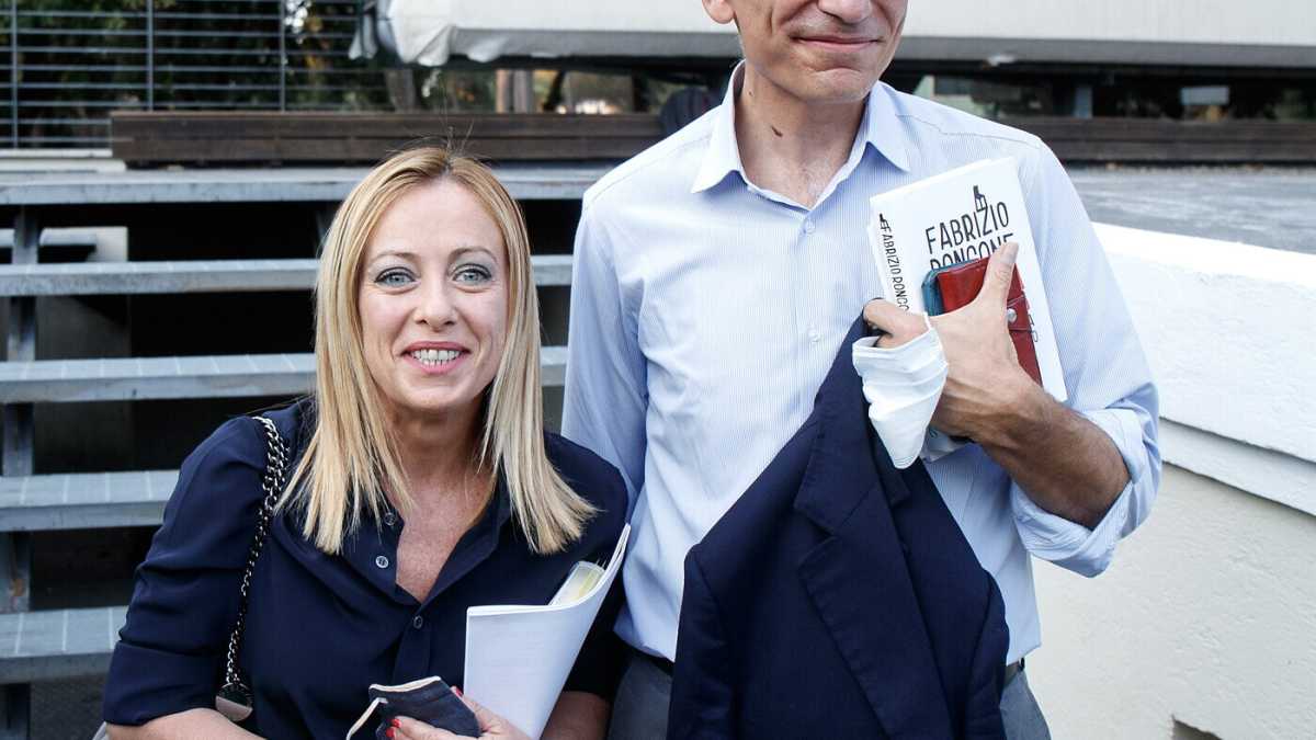 Immagine di Se i libri di Meloni Renzi e Calenda fanno boom