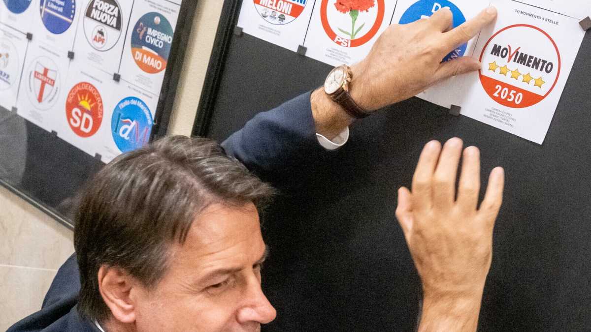 Immagine di Conte si blinda, Grillo non farà campagna per lui. Il M5s in fibrillazione