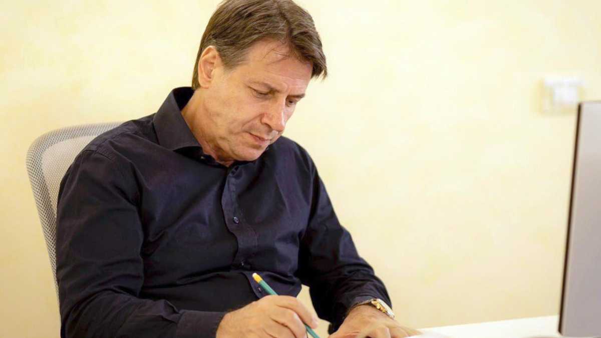Immagine di M5s, Parlamentarie al buio: i risultati alla vigilia delle liste. "Manca trasparenza"