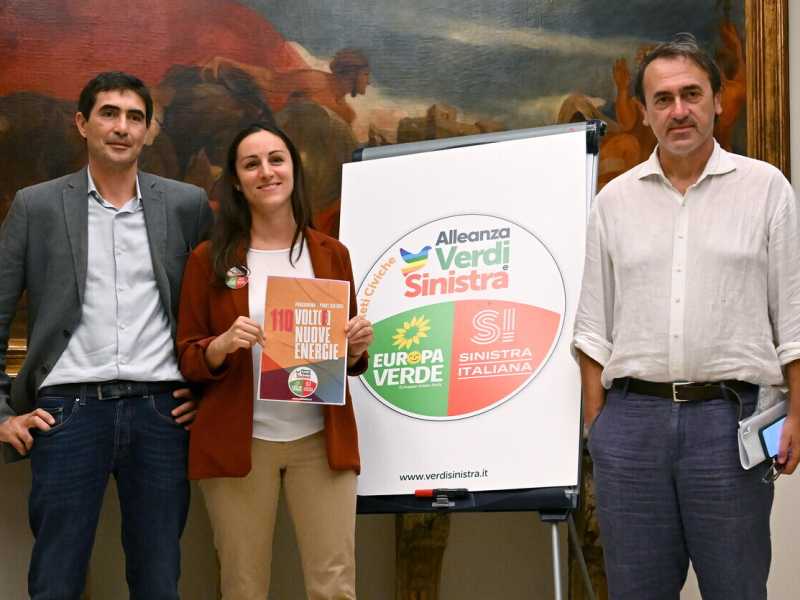 Bonelli & Fratoianni guardano Letta con occhi di volpe. E già pensano al M5s