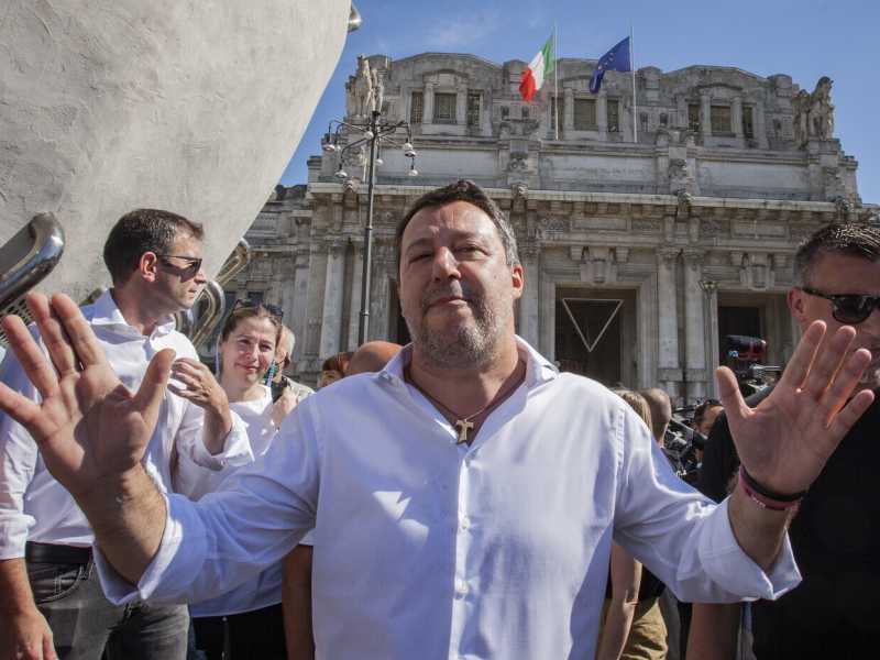 Salvini alla prova delle liste: almeno cento parlamentari da sacrificare