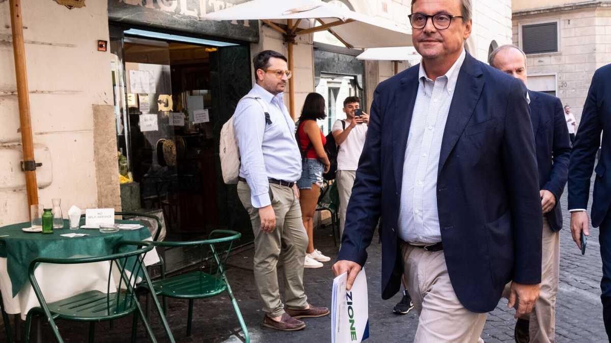 Immagine di La corrispondenza di sensi tra Giorgetti e Calenda, che accarezzano la suggestione del Draghi bis