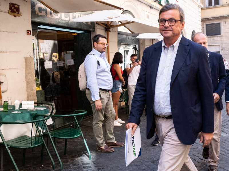 La corrispondenza di sensi tra Giorgetti e Calenda, che accarezzano la suggestione del Draghi bis