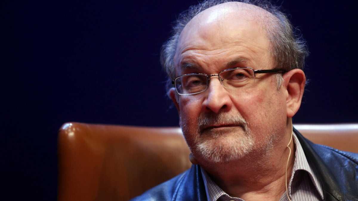 Immagine di Contro la viltà e il paternalismo degli intellettuali su Rushdie