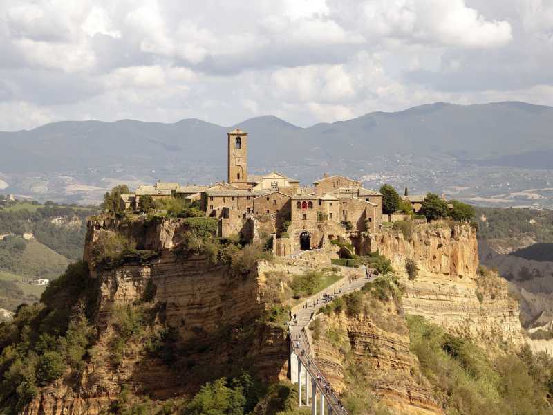 A Civita di Bagnoregio le ceramiche che parlano della vita di trecento anni fa