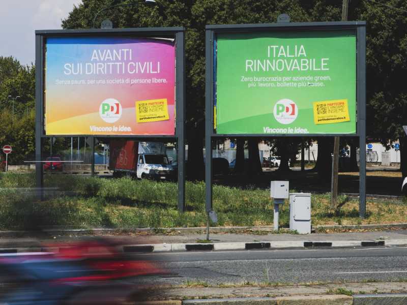 Manifesti per le elezioni politiche 2022 a Torino (LaPresse)&nbsp;<br />