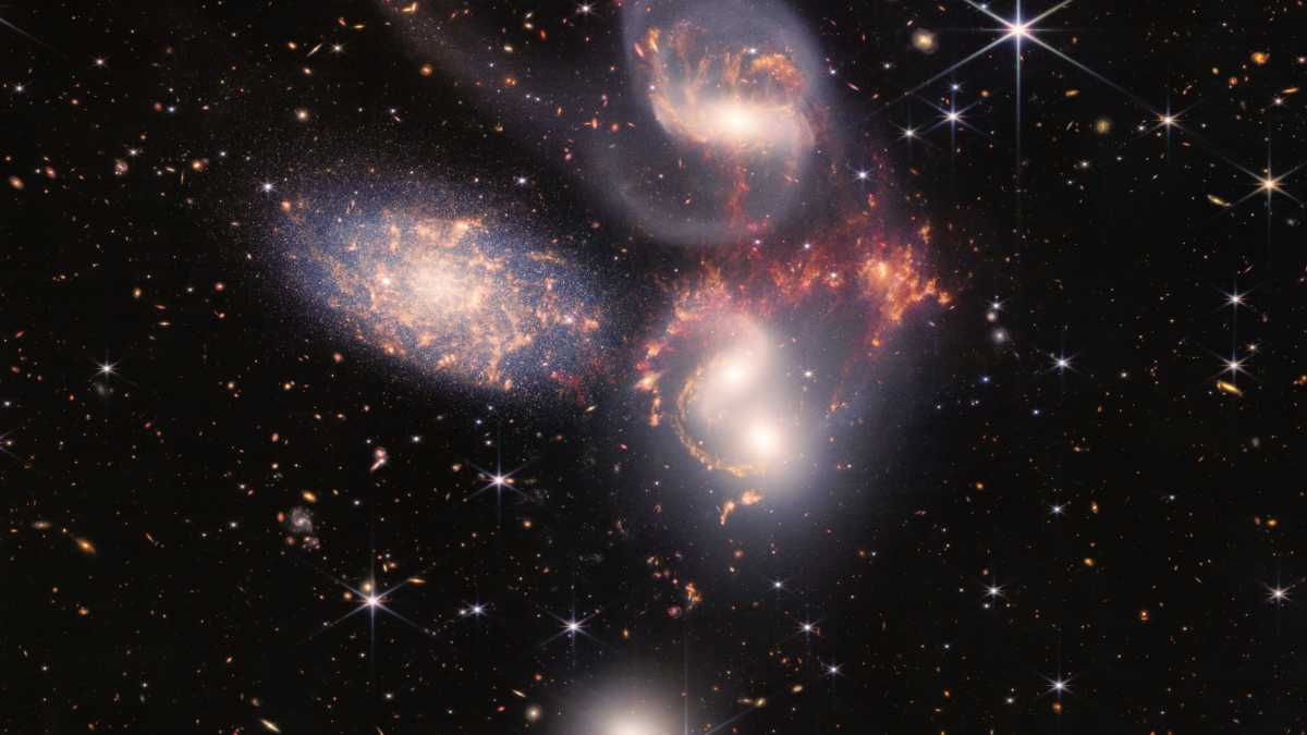 Immagine di La terra non basta più. La corsa all'immensità dello spazio
