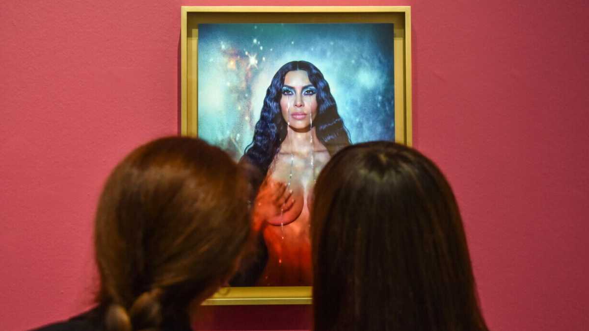 Immagine di David LaChapelle andrebbe esposto al duomo di Milano