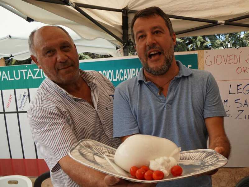 Salvini e il bisturi per le liste. Nella Lega c'è chi agita i ricorsi