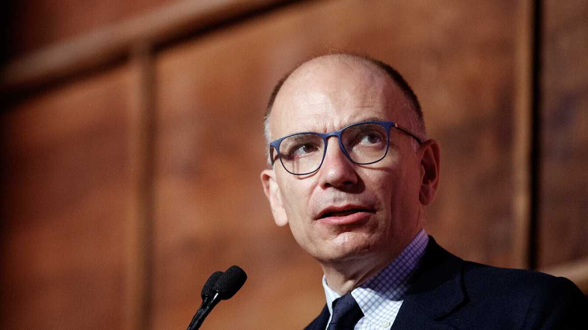 Immagine di Alla scuola non basta l’obbligo. Cosa dovrebbe fare Letta