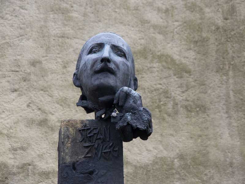 Salisburgo in Austria. La statua di Stefan Zweig sul Kapuzinerberg (via Wikimedia)&nbsp;<br />