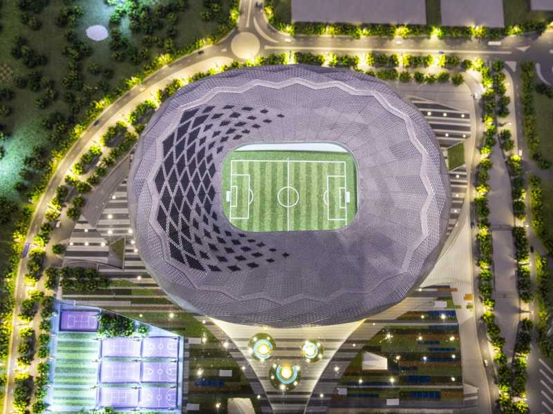 Una miniatura dello stadio dell’Education City di Doha che ospiterà i Mondiali, inaugurato nel 2020 (LaPresse) <br />