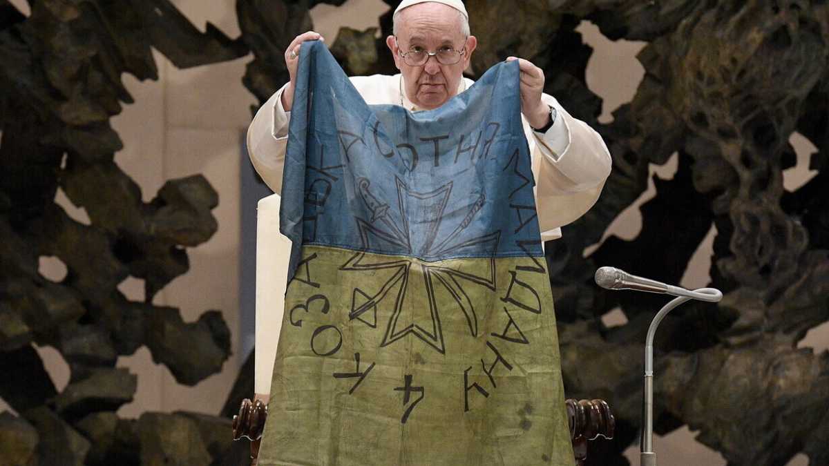 Immagine di Lo schiaffo del Papa a Putin (era ora)