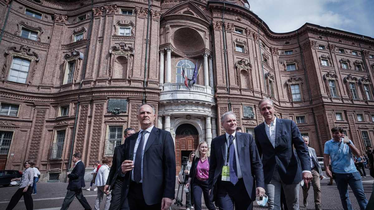 Immagine di Conti in ordine per difendersi dalla speculazione sul debito