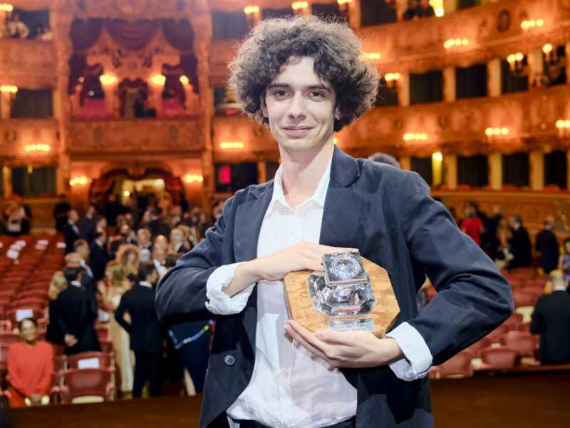 Gli stupidi intenti di Zannoni non sono stupidi. Intervista al vincitore del Campiello