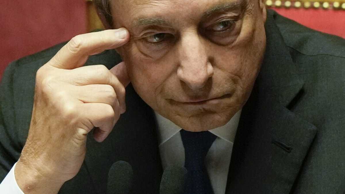 Immagine di La risposta di Draghi alla tesina a lui dedicata: "I miei risultati sono anche merito dei miei maestri"