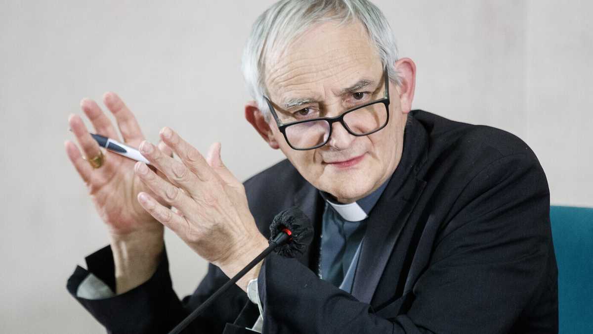 Immagine di Il manifesto di Zuppi: "Sui temi etici basta ripetere le lezioncine del passato"