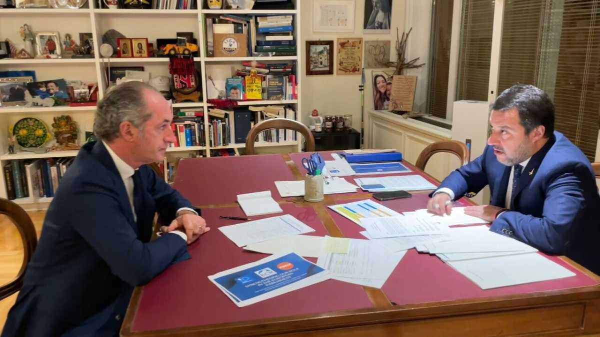 Immagine di Lega e perestrojka. In Veneto il timore che Salvini stia lavorando per indebolire Zaia
