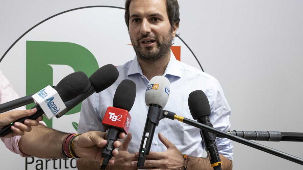 Immagine di "Con il M5s era alleanza naturale, ma Conte ha tradito". Parla il giovane dem Sarracino