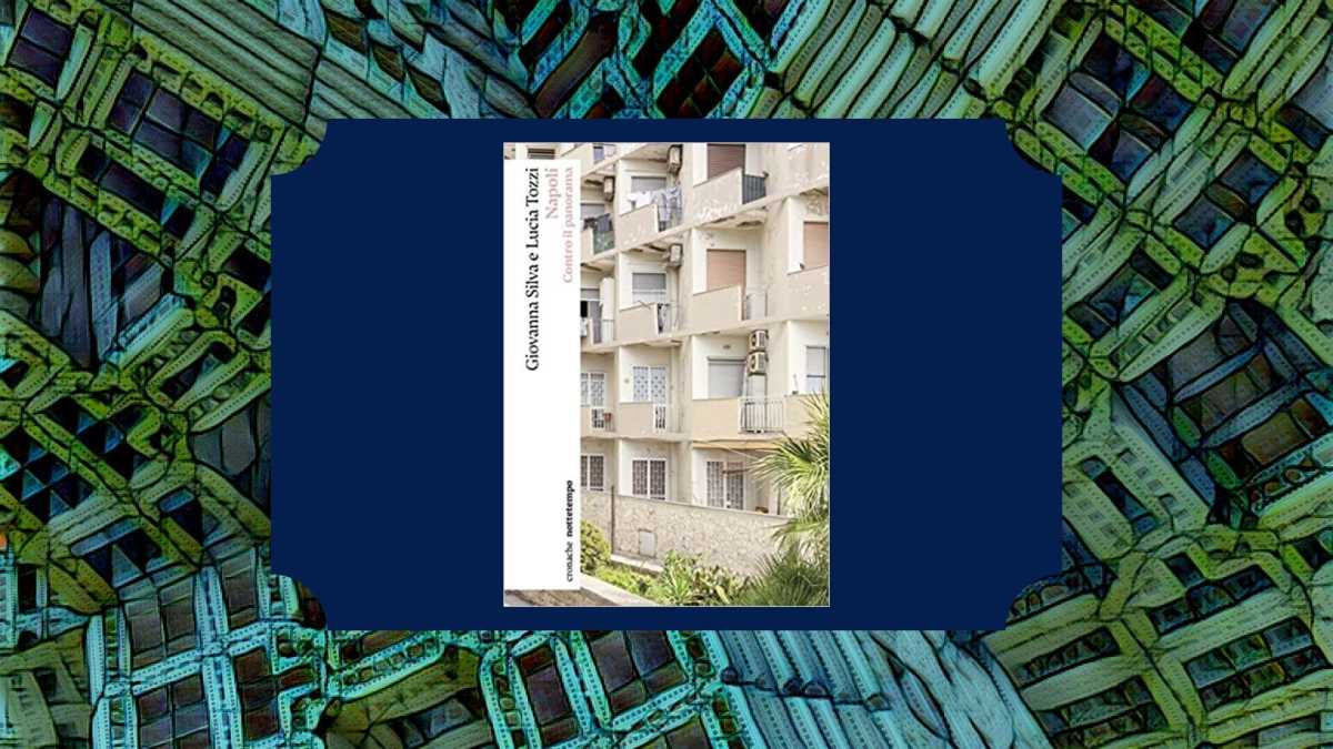 Immagine di Napoli. Contro il panorama