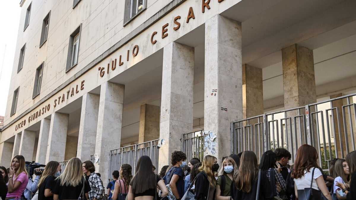 Immagine di Non ci sono solo gli stipendi ai prof. Parla Giannelli, il capo dei presidi