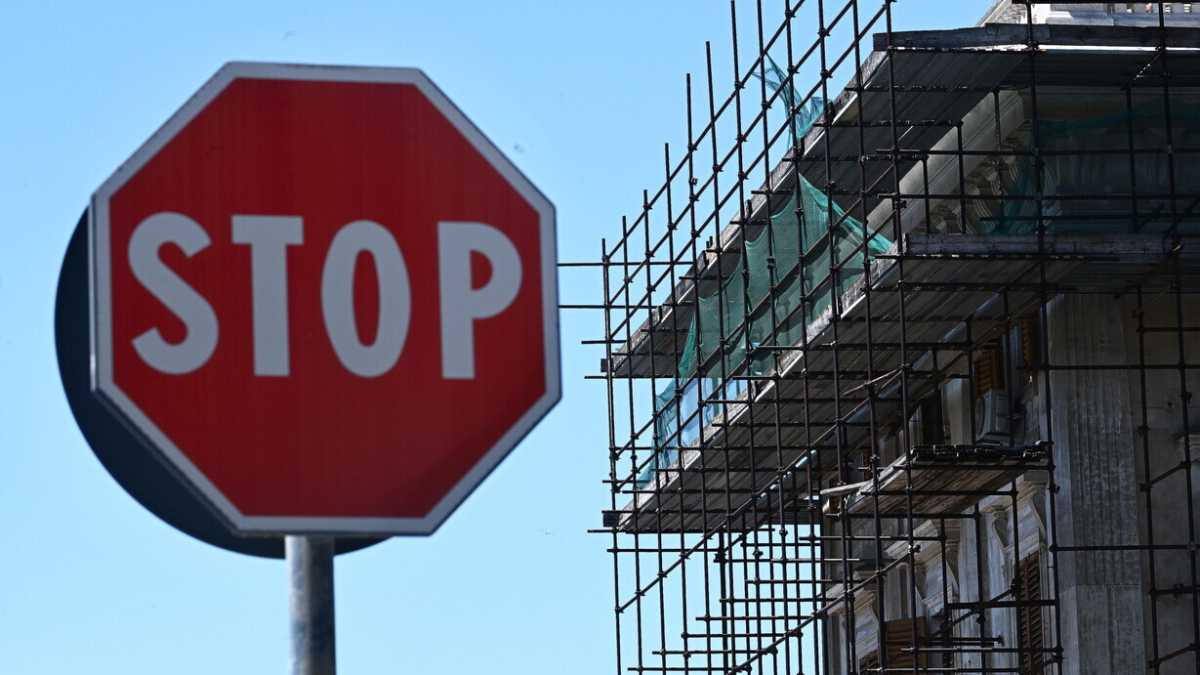 Immagine di Il decreto Aiuti ostaggio del Superbonus: il M5s blocca 17 miliardi. In Cdm slitta il ter