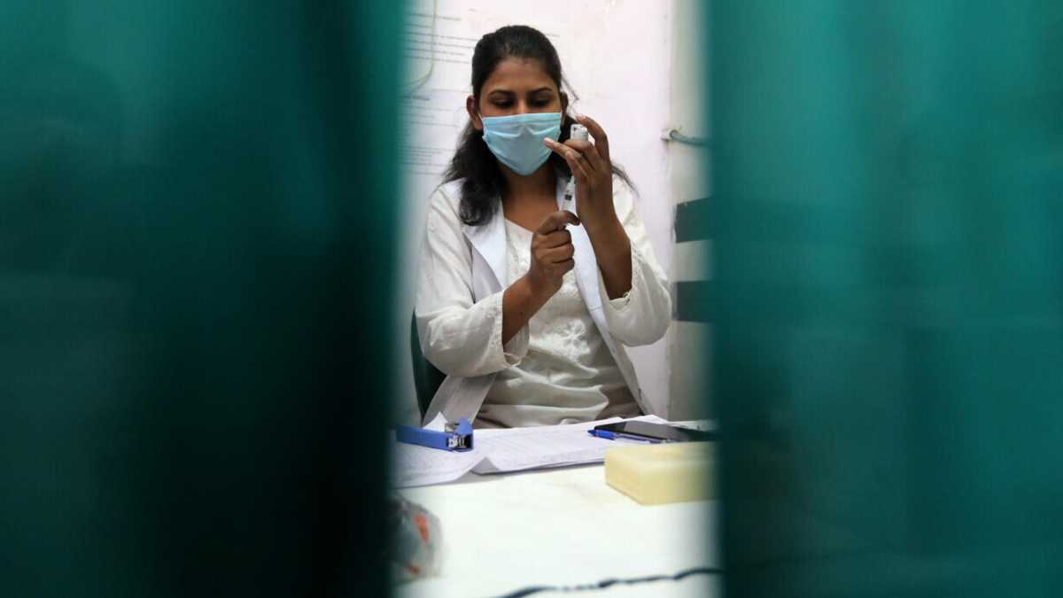 Immagine di Dall'Asia nuovi vaccini anti-Covid