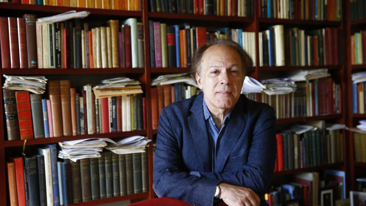 Immagine di Niente punti fermi né capoversi, frasi lunghissime. Javier Marías è stato un grande scrittore