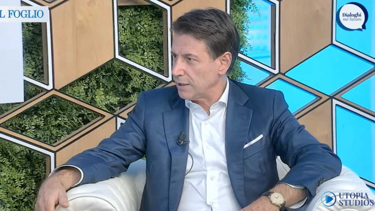 Immagine di Conte: "I decreti Sicurezza furono un errore. Sì a riforme condivise con Meloni"