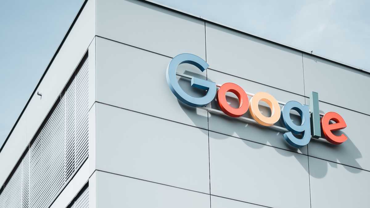 Immagine di Google deve 4,1 miliardi all'Ue: la Corte conferma l'inchiesta per posizione dominante