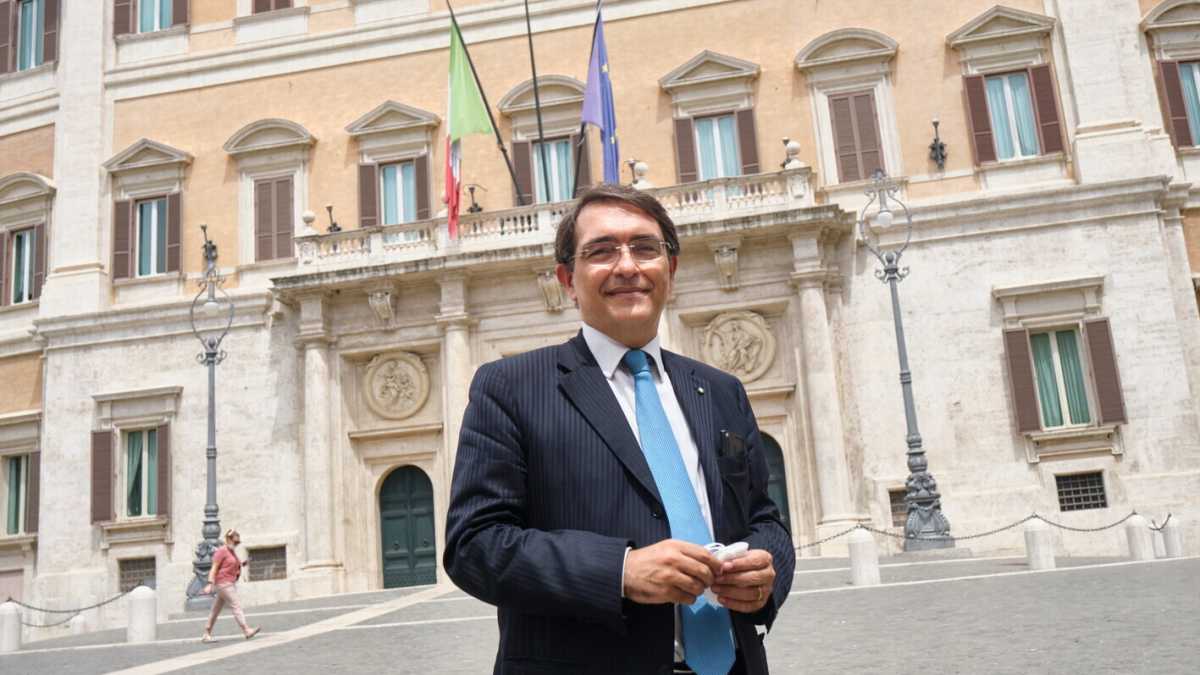 Immagine di Meloni cerca un giurista per Palazzo Chigi, e pensa a Giacomo Lasorella