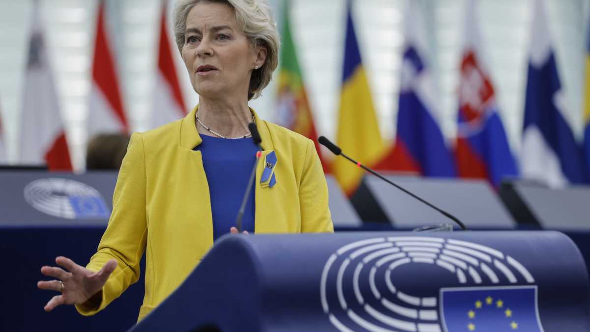 Immagine di "Saranno mesi difficili per l'Ue. Ma le sanzioni resteranno", dice Von der Leyen