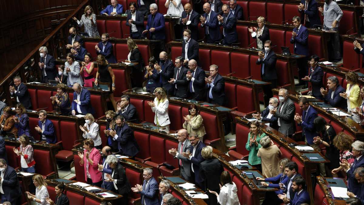 Immagine di Un Parlamento e 468 cambi di casacca: storia di una legislatura