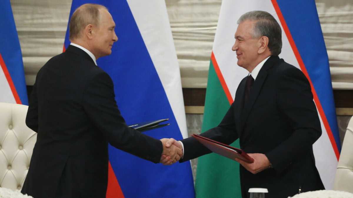 Immagine di Vladimir Putin perde pezzi