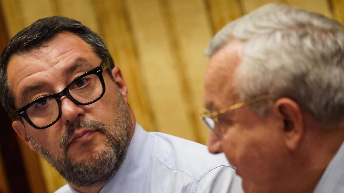 Immagine di Facciano in fretta Salvini e Letta a usare i loro spot per la questione rubli