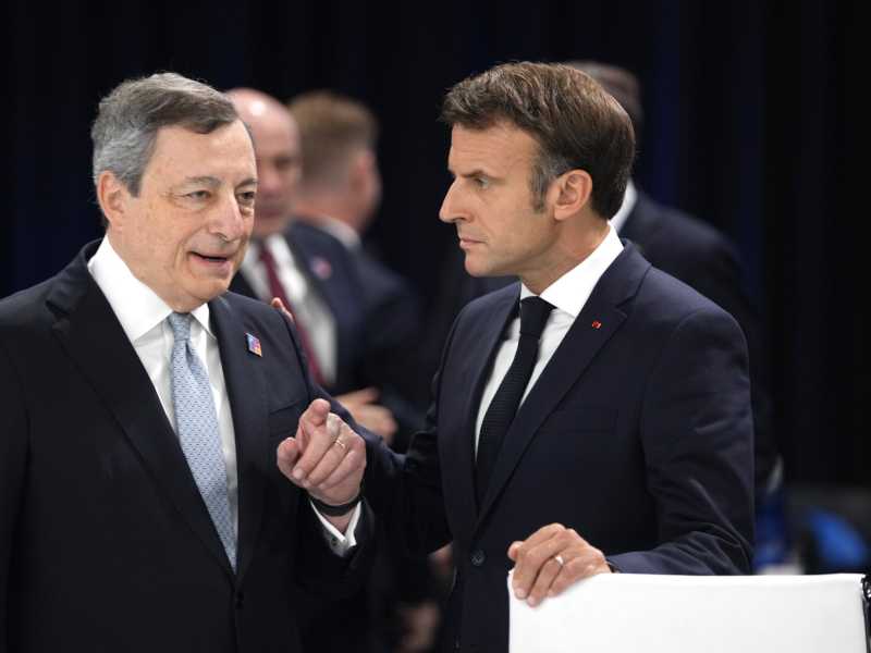 A New York matura l'intesa tra Draghi e Macron: ora la Francia è pronta a sostenere il price cap