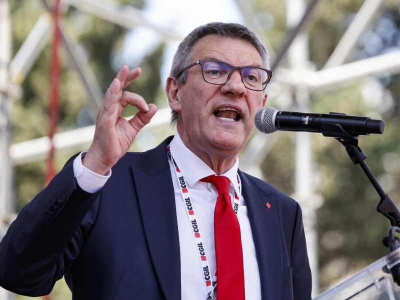 Maurizio Landini (Ansa)