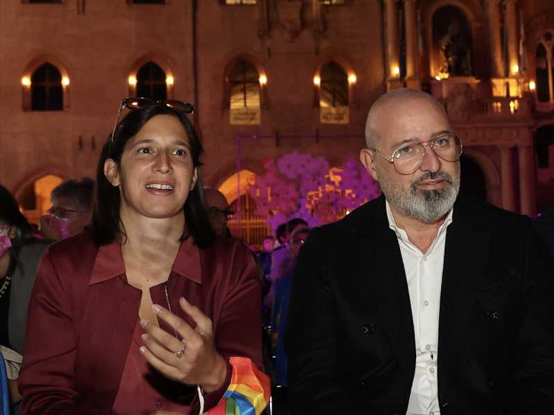 Bologna, chiusura campagna elettorale Matteo Lepore in piazza Maggiore a ottobre 2021 (LaPresse) <br />