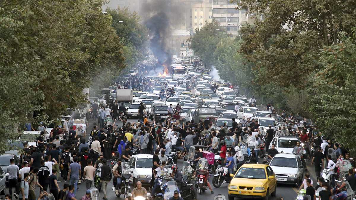 Immagine di Il peso del coraggio in Iran e la nostra imperdonabile rassegnazione