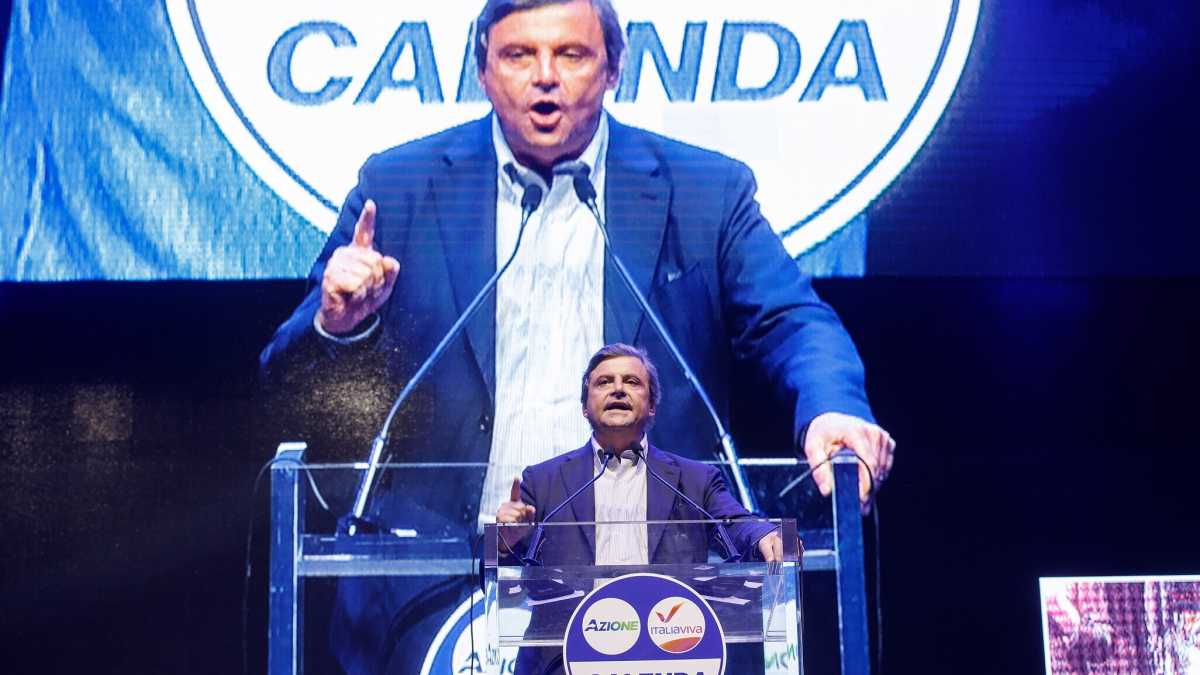 Immagine di Calenda cita Pericle. Cioè un demagogo, guerrafondaio, adoratore dello stato